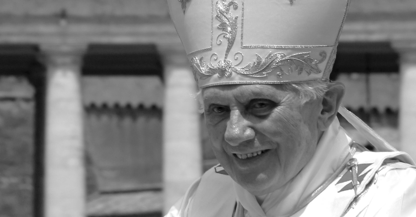 Papst em. Benedikt XVI. verstorben Pfarrei St. Donatus AachenBrand